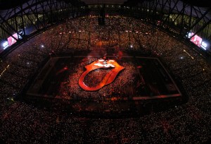 Ford Field during the Rolling Stonmes halftime show  at  Super Bowl XL in an overhead view February 6, 2006 in Detroit.  (Photo by Al Messerschmidt/Getty Images)